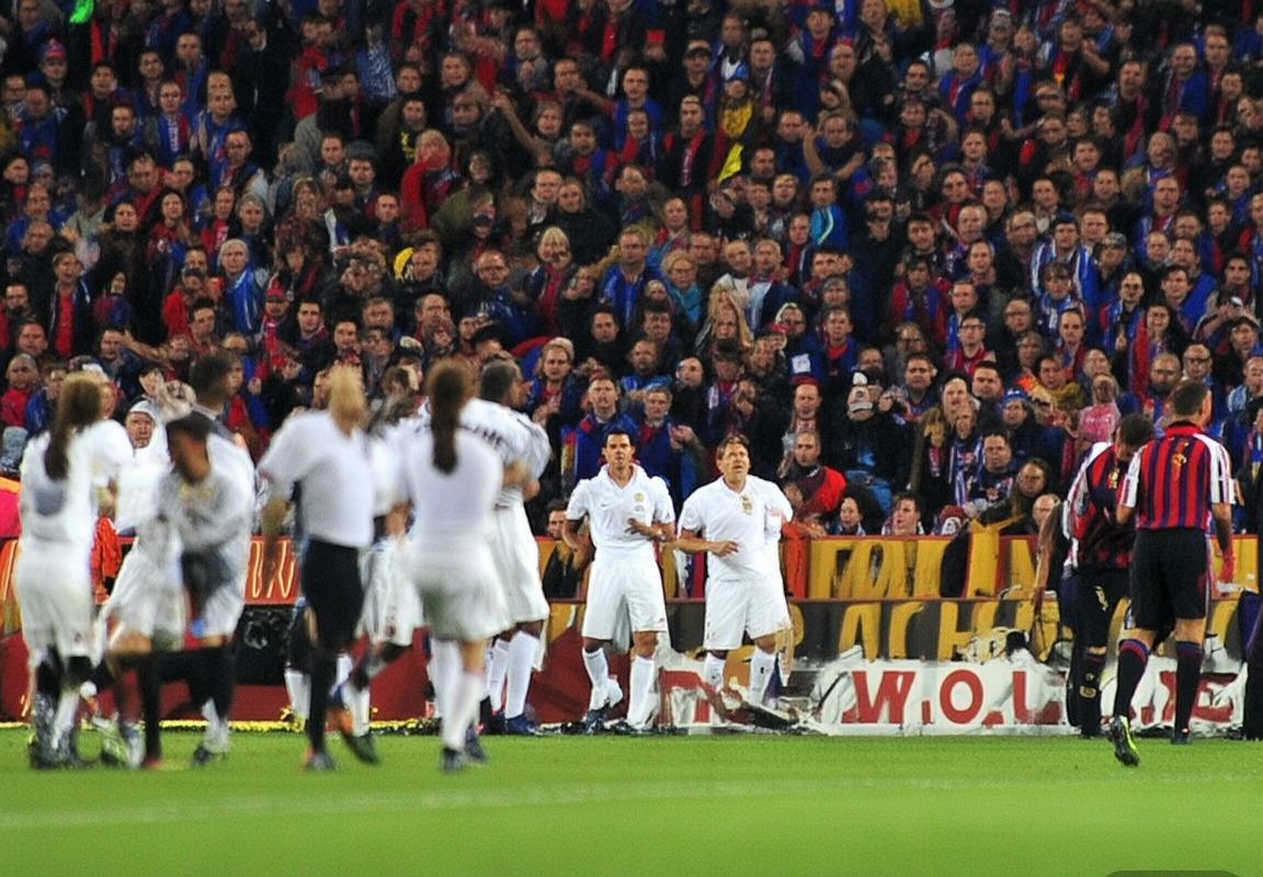 足球争议：巴萨米兰战判罚成焦点(图3)